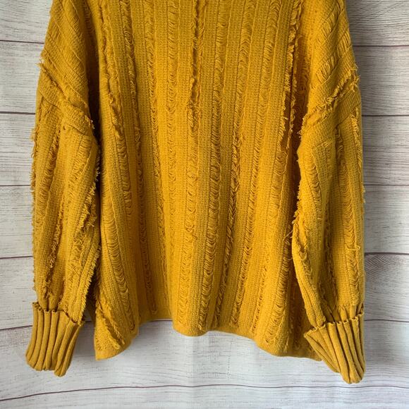 Gilli Yellow Turtleneck Sweater with Cuffed Long Sleeves High Low Size Medium - Picture 6 of 16